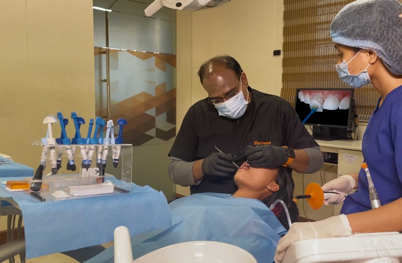 Dental Veneers vs. Bonding:  Which Cosmetic Fix Is Right for Your Smile?