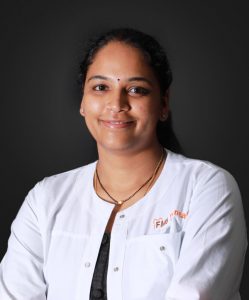 Dr.-Anuradha
