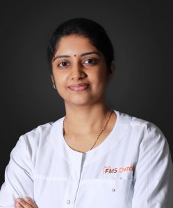 Dr.-Haritha-Periodontist